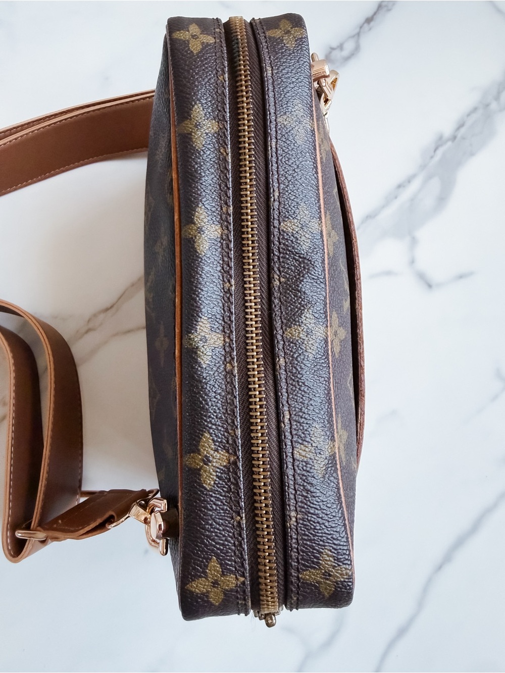 Louis Vuitton Brown Monogram Crossbody with Tan Strap - Picture 10 of 13